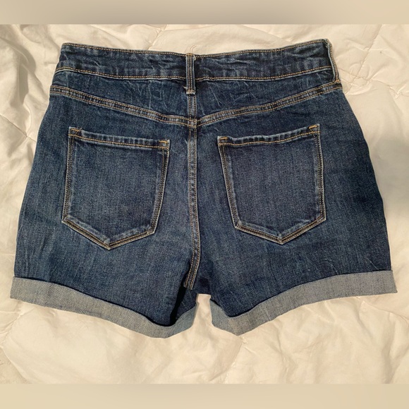 Jean shorts - Picture 2 of 3